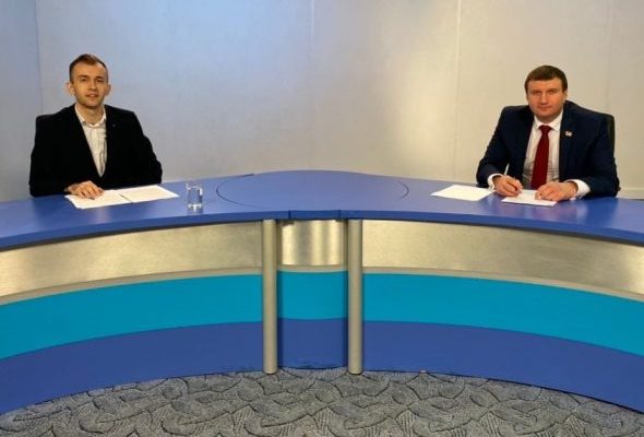 18 декабря гостем программы «Вечерний диалог» в прямом эфире РамТВ стал председатель окружного Совета депутатов Юрий Ермаков