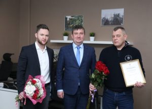 Владимир Жиров вручил Почетные грамоты перевозчикам пассажиров в городском и пригородном сообщении