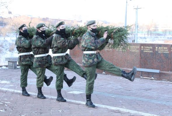 В память о героях