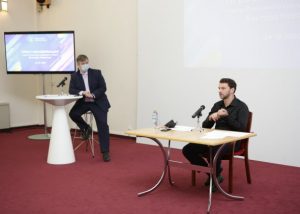 12 и 13 января на Раменском радио вы сможете послушать пресс-конференцию главы Раменского г.о. Виктора Неволина