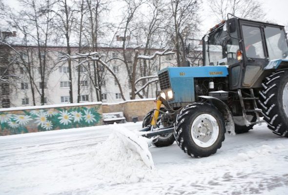 За прошедшую ночь в Раменском округе от снега  расчищено 83 800 кв.м