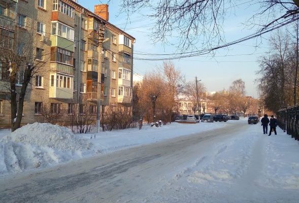 В Раменском проводится уборка внутриквартальных дорог