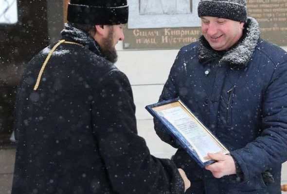Новый родник открылся в деревне Устиновка