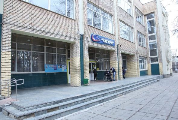 Роман Терюшков посетил бассейн «Сатурн»