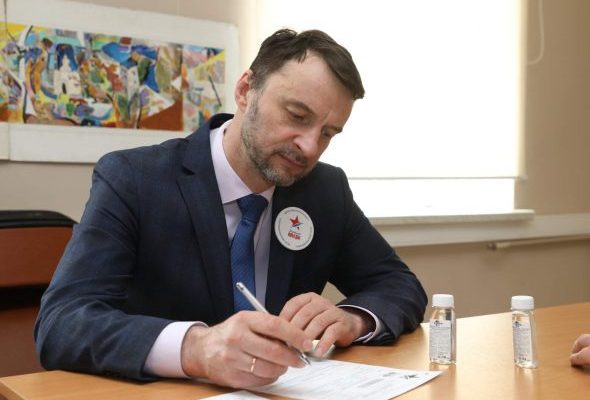 Глава Раменского городского округа Виктор Неволин принял участие в международной акции «Диктант Победы»