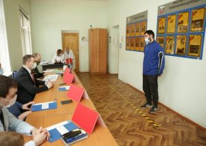 Об итогах призыва граждан на военную службу в 2020 году доложил Евгений Дегтярев