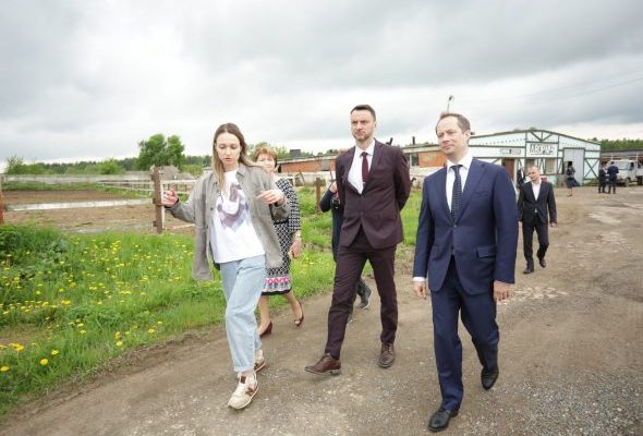 Куратор Раменского городского округа от областного правительства Роман Терюшков в рамках рабочего визита посетил ТУ «Новохариноновское»