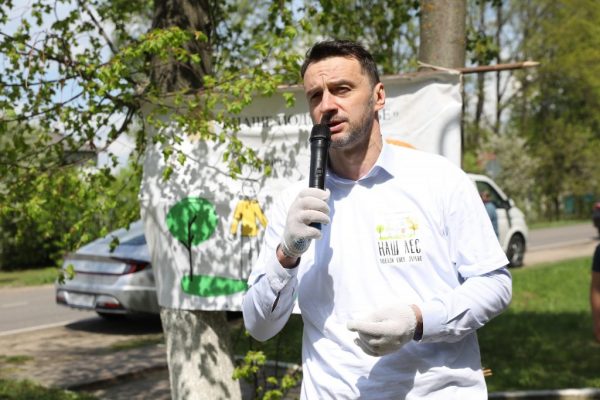 Сотни молодых деревьев высадили в минувшие выходные жители Раменского городского округа в рамках традиционной областной акции «Лес Победы»