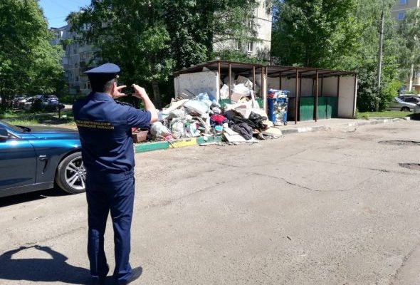 Госадмтехнадзор в Раменском округе наказал нерадивых ответственных лиц за содержание контейнерных площадках