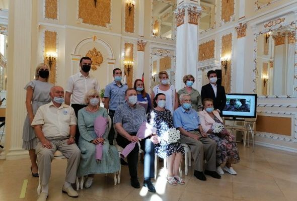 6 июля в Раменском ЗАГСе отпраздновали предстоящий День семьи, любви и верности