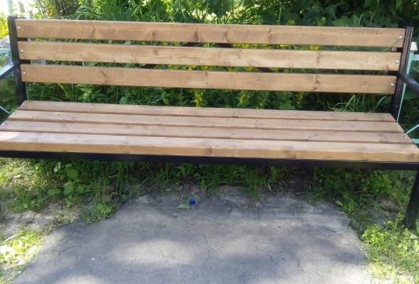 В Раменском привели в нормативное состояние 247 скамеек во дворах
