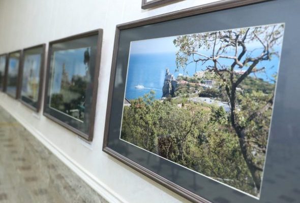 Фотовыставка «Крымские зарисовки» открылась в Раменском