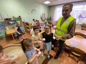 Дошколятам рассказали о правилах дорожного движения