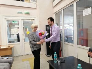 Сотрудников Раменского Центра занятости поздравили с профессиональным праздником