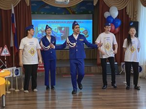 Отряд ЮИД «Главная дорога» Удельнинской школы-интерната стал победителем районного конкурса «Светофор»