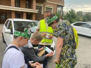 Сотрудники Рамавтодора напомнили жителям о безопасности на дорогах