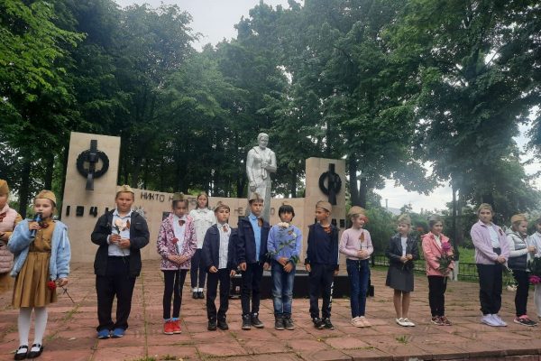 22 июня на территории обелиска погибшим войнам в с. Заворово состоялись мероприятия, посвящённые Дню памяти и скорби