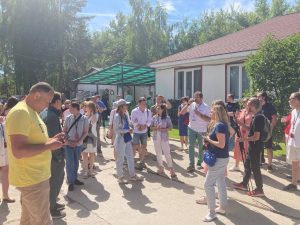 Более 160 работ из камня были представлены сегодня на фестивале «Рисуем камнем», который впервые проводится в Раменском