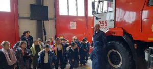 Спасатели ТУ №8 провели урок безопасности для учащихся Заворовской школы