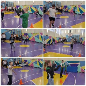 Учеников Юровской школы посвятили в волонтеры