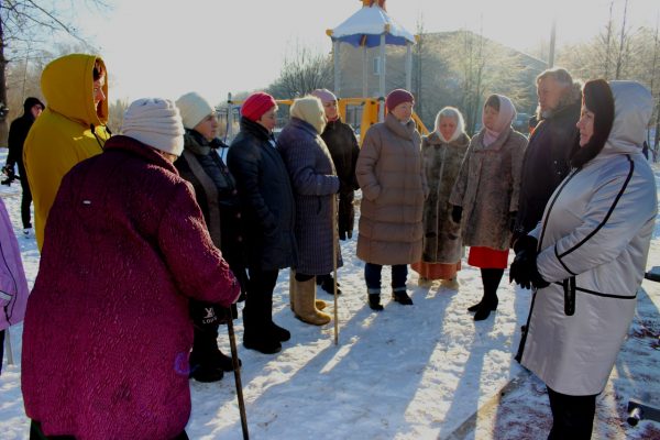 Депутат Мособлдумы Олег Жолобов посетил ТУ Новохаритоновское￼