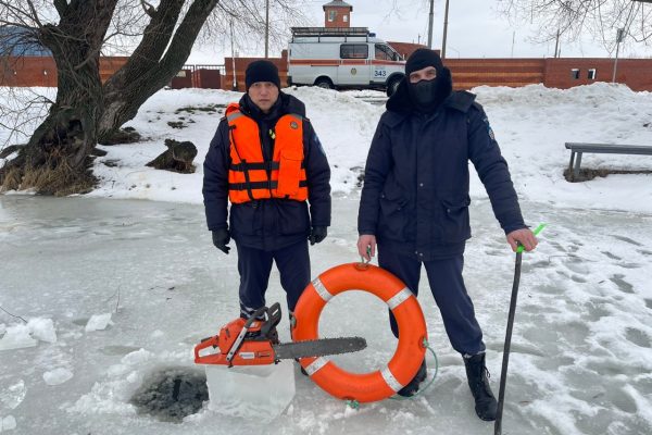 Мособлпожспас продолжает проверять толщину льда на водоемах Подмосковья