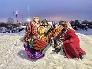 Сотрудники  ДК «Лель» провели «Колядки на Старый Новый год»