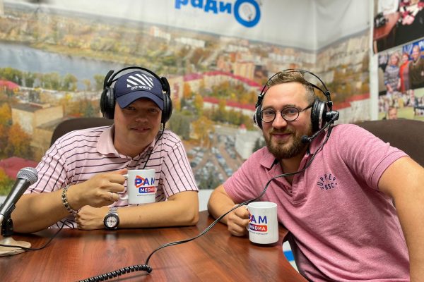 Задачи ведущего мероприятия и его отличие от тамады обсудили на утреннем шоу «РаменскоеLIFE» 