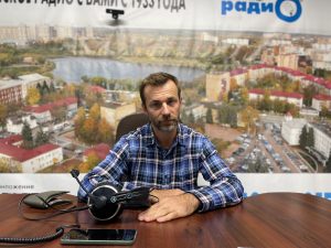 Один из создателей театра Фон Мекка, Иван Борисенко, стал гостем утреннего шоу «Раменское LIFE»