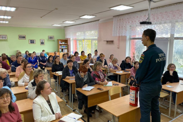 Профилактические мероприятия в образовательных учреждениях с педагогическим составом д. Островцы