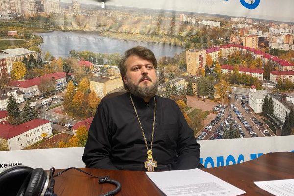Благочинный первого Раменского церковного округа, настоятель Борисоглебского и Троицкого храмов г. Раменское игумен Никодим на Раменском радио