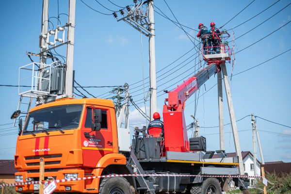 Участок воздушной линии электропередачи ввели в эксплуатацию в д.Татаринцево