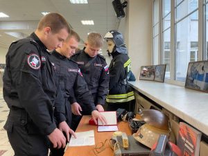 Будущим пожарным и кадетам Раменского рассказали об истории и задачах гражданской обороны