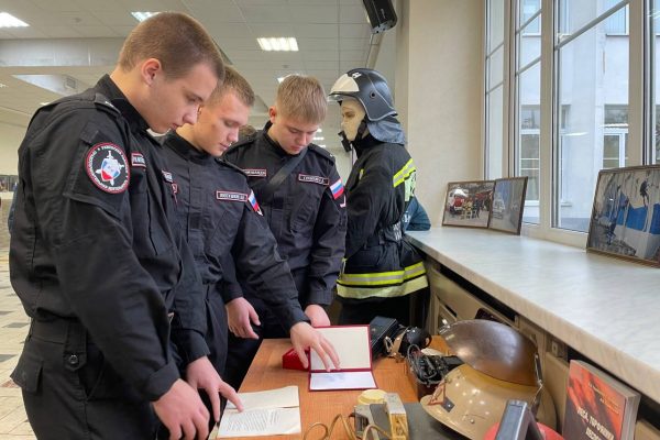 Будущим пожарным и кадетам Раменского рассказали об истории и задачах гражданской обороны