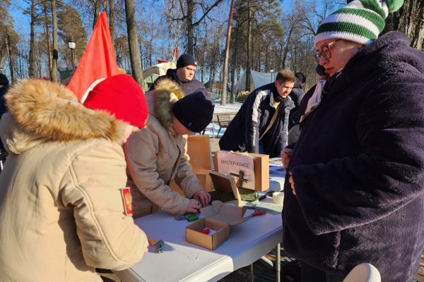 23 февраля на площадке «Лира» в Раменском городском парке прошло патриотическое мероприятие с участием юнармейцев