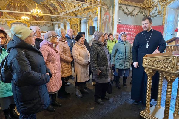 Активное долголетие: экскурсия в Бронницкий собор