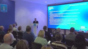 Депутат Государственной Думы Российский Федерации, член фракции «Единая Россия» Роман Терюшков провел в Раменском отчетную встречу об итогах работы партии за 2024 год