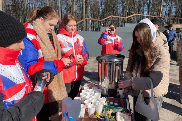 В Раменском городском парке состоялся митинг, посвященный воссоединению Крыма с Россией