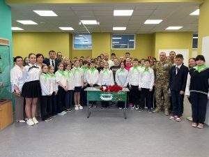 Раменские единороссы открыли Парту Героя в память об Азаркине  Максиме Романовиче