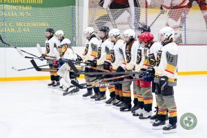 Раменская команда «Сатурн» победила на женском турнире по хоккею 3х3