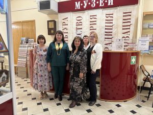 Члены и сторонники партии «Единая Россия» приняли участие в ежегодной акции «Ночь музеев»￼