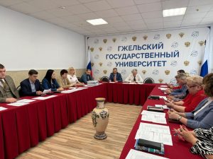 БФ «Система» и Объединение «Гжель» поддержали талантливых студентовколледжа Гжельского государственного университета