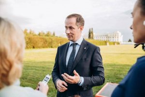 Роман Терюшков поздравил с днем семьи, любви и верности