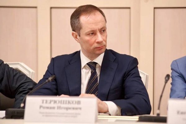 В Госдуме усилили контроль за мигрантами