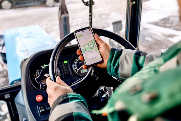 Более 6 тыс. дворников и 3,2 тыс. единиц коммунальной техники Подмосковья подключены к системе «Яндекс Вектор»